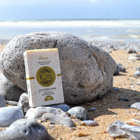 savon solide naturel à l'avoine pour peau sensible