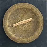 bâton de palo santo bâtonnet de fumigation méditation spiritualité rituel de soin énergétique