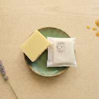 savon solide naturel de l'apiculteur au miel et cire d'abeille
