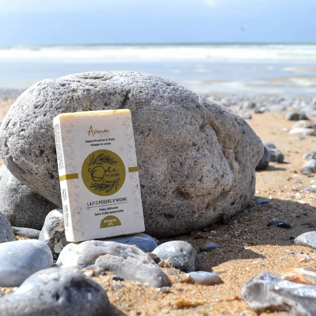 savon solide naturel à l'avoine pour peau sensible