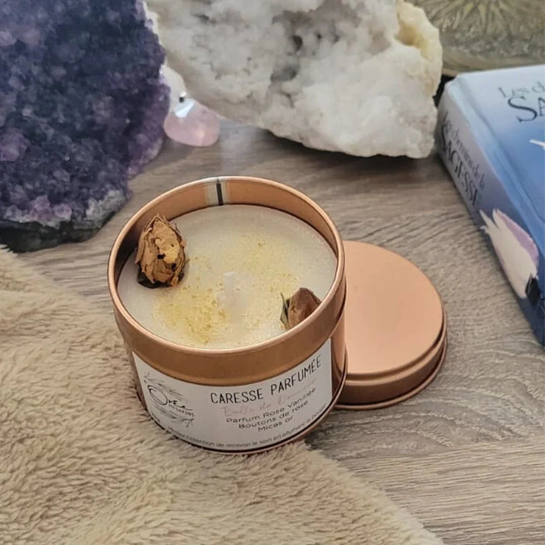bougie bien-être de soin énergétique parfum rose vanille caresse parfumée déco