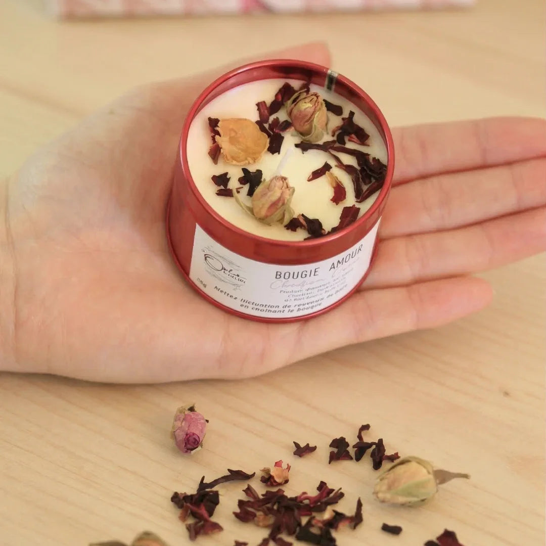 bougie bien-être de soin énergétique chakra coeur amour parfum bois de rose main