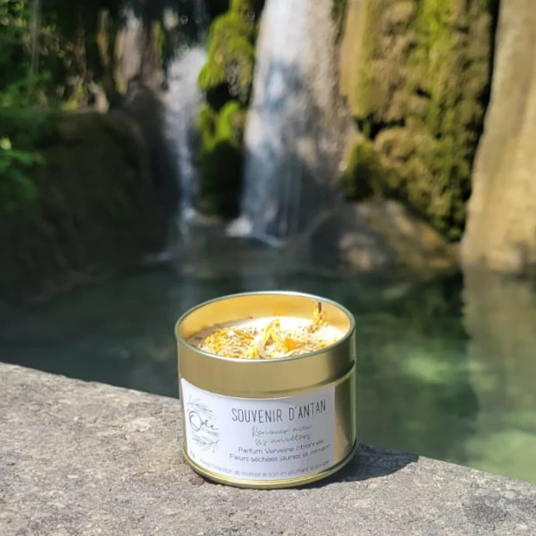 bougie bien-être de soin énergétique parfum verveine citron souvenir cascade