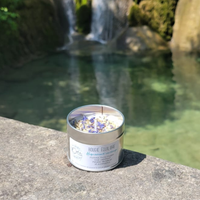 bougie-soin-energetique-energie-bien-etre-vegetale-artisanale-fait-main-fleurie-fleur-petales-equilibre-alignement-nag-champa-bouddhaH