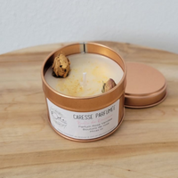 bougie-soin-energetique-energie-bien-etre-vegetale-artisanale-fait-main-fleurie-fleur-petales-micas-caresse-bulle-detente-rose-vanille1