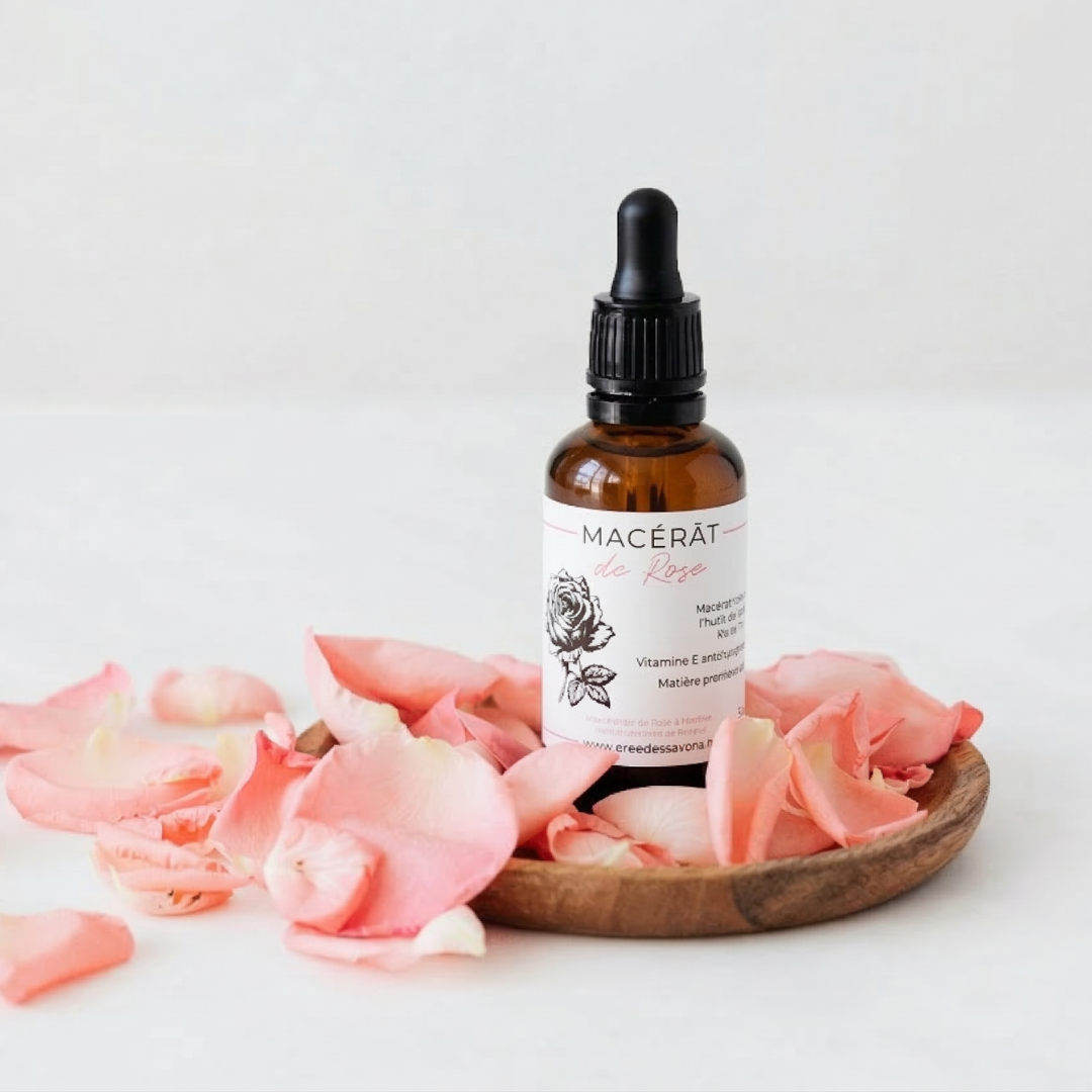 macerat-rose-maceration-solaire-fleurs-plante-huile-bien-etre-peau-seche-sensible-naturel-visage-corps-cheveux-made-in-france-francais6