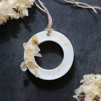 suspension médaillon parfumé de soin énergétique rituel de lune